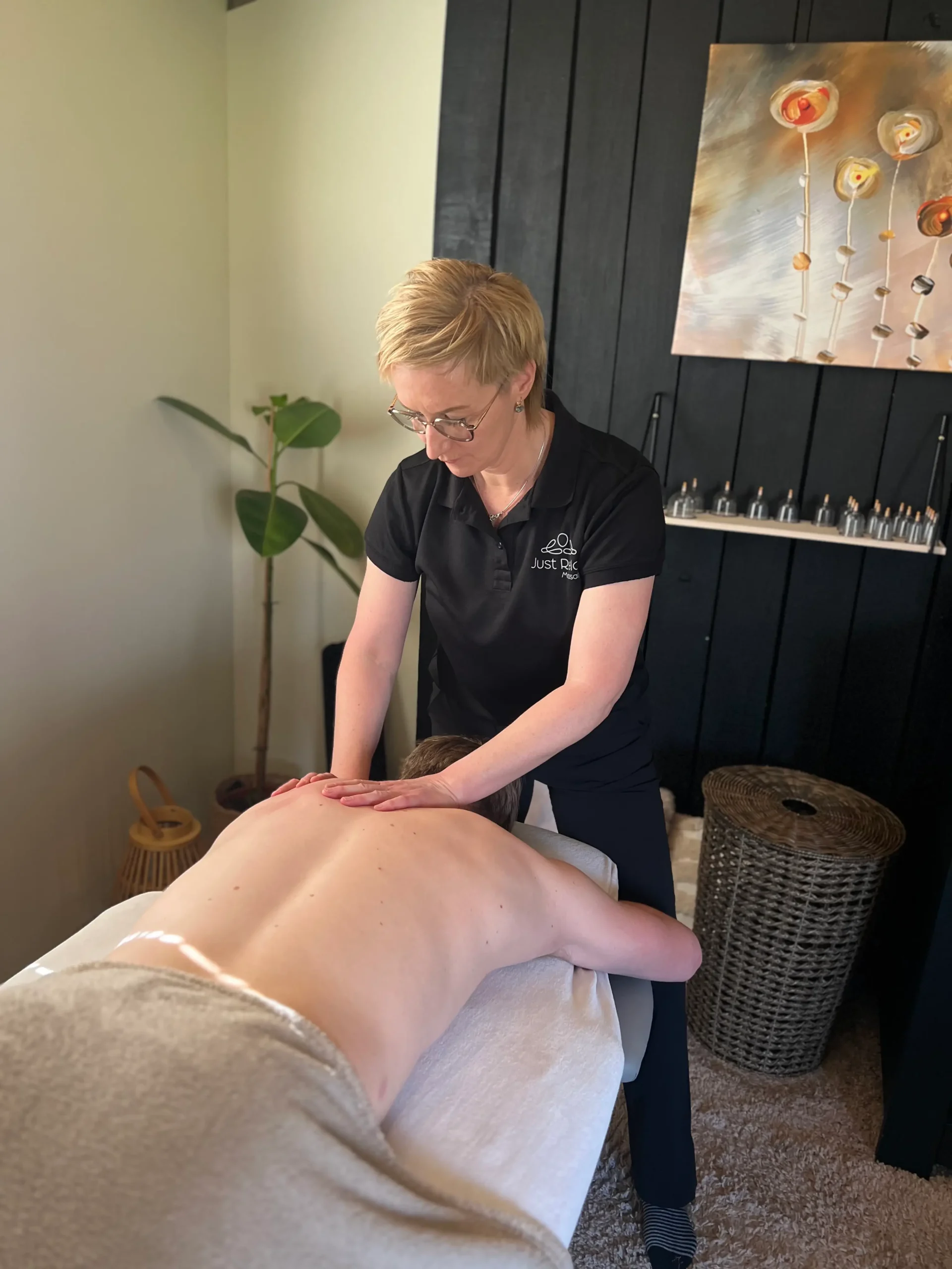 Lekker ontspannen de dag in. Boek een ontspanningsmassage bij Just Relax Massages